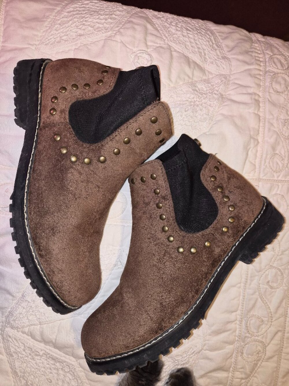 Seven7 Romanoff Waterproof Easy Pull-On Ankle Booties